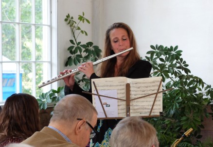 Photo of Lisa Bauer Playing the Flute